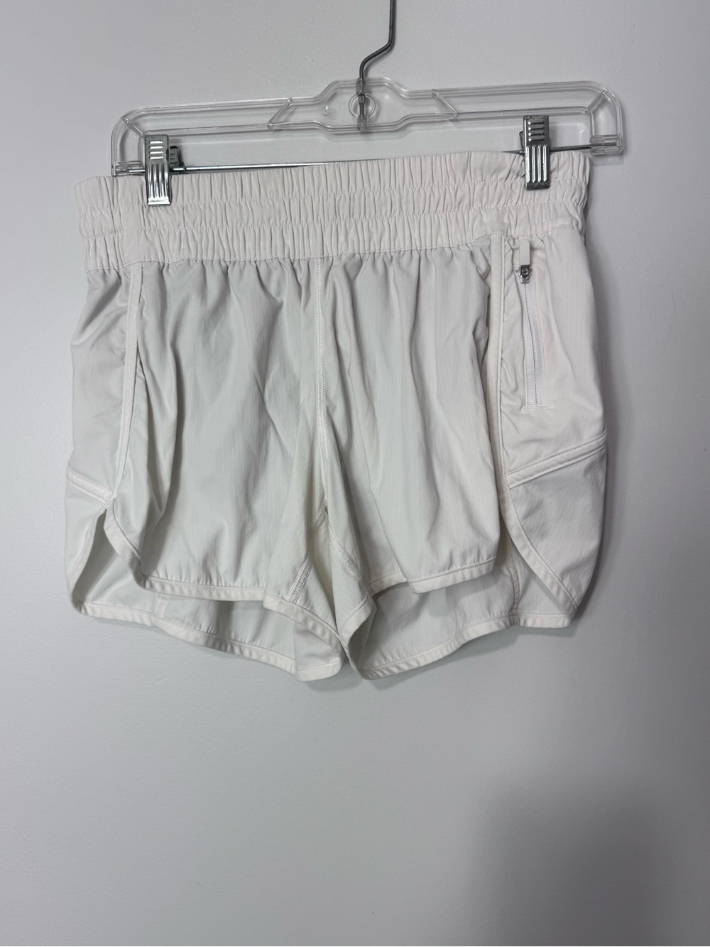 Hotty Hot Low-Rise Lined Short 2.5 size 10 2266